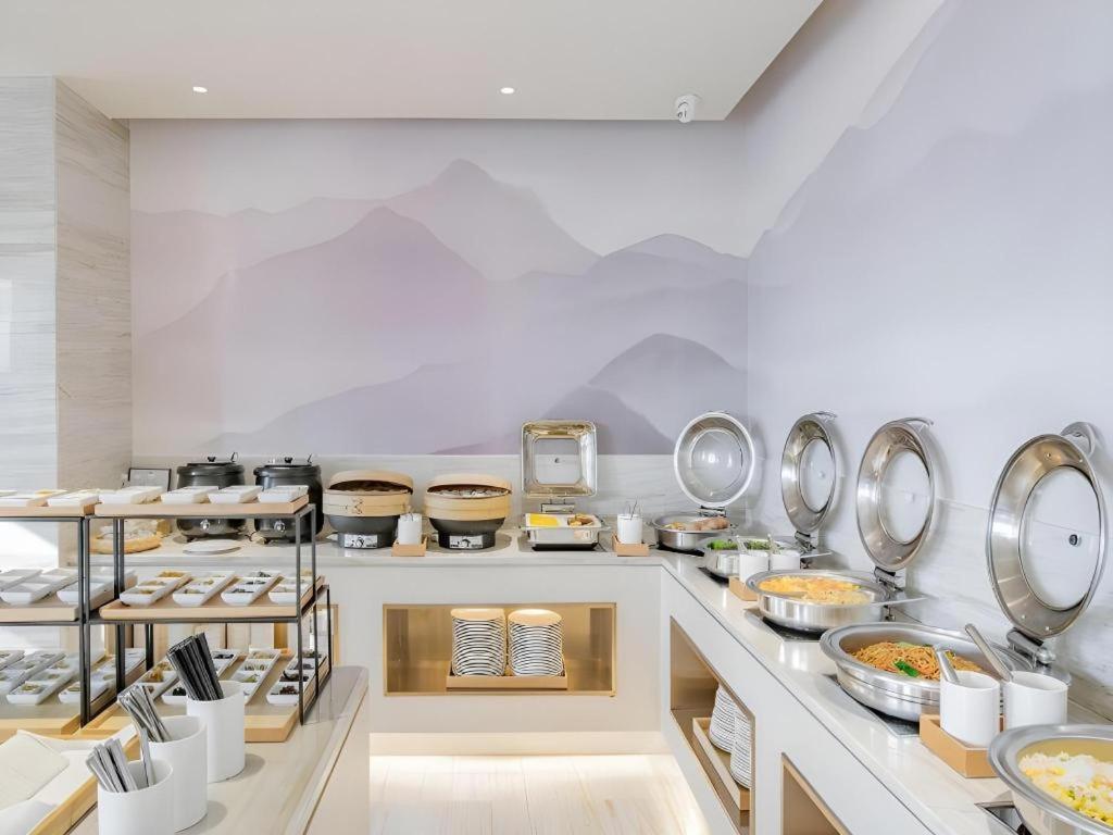 JI Hotel Beijing Capital Airport Shunyi Bagian luar foto